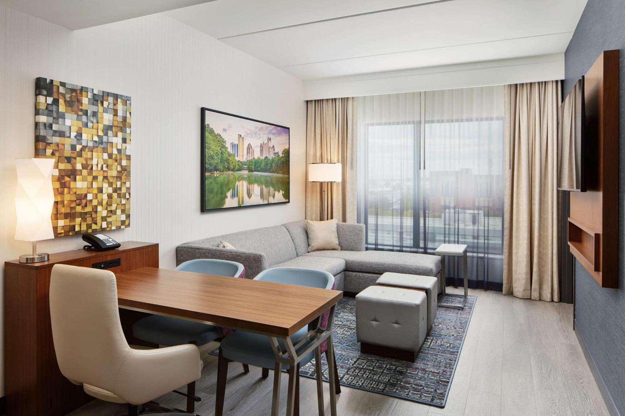 Embassy Suites By Hilton Atlanta Airport North Hapeville 외부 사진